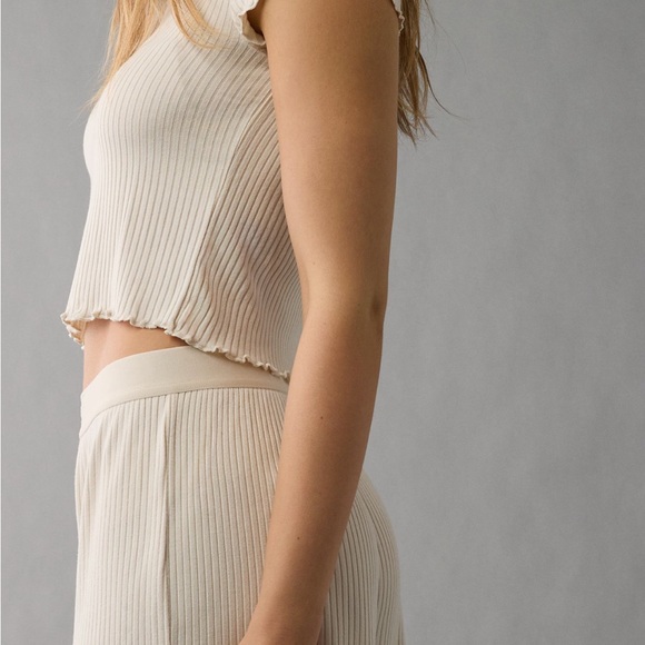 American Eagle Outfitters Cream Ribbed Pajama Set - Picture 1 of 3